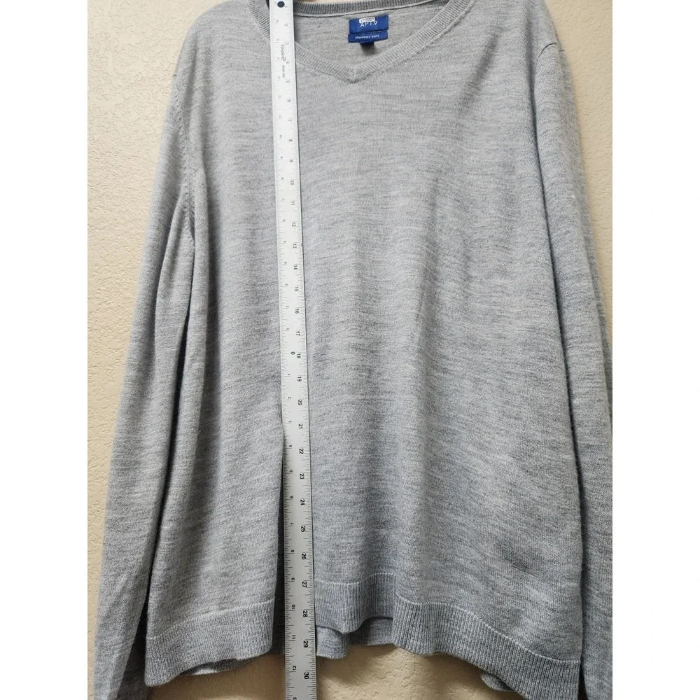Apt 9 Mens 2XL Gray V-Neck Sweater Lightweight Merino Wool Blend Seriously Soft - Picture 4 of 7